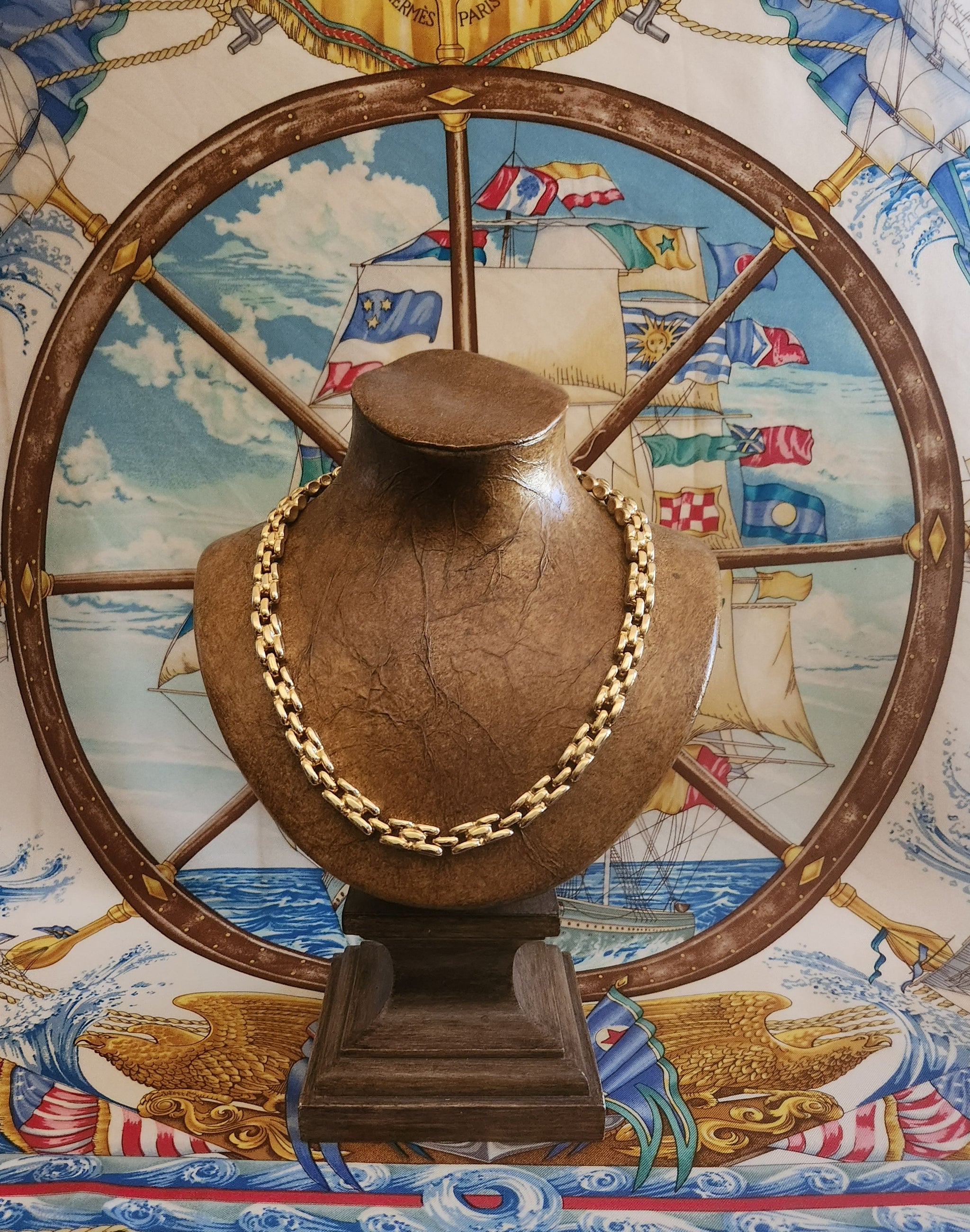 Vintage pendentif Pierre Cardin. | Antiquités Béthune